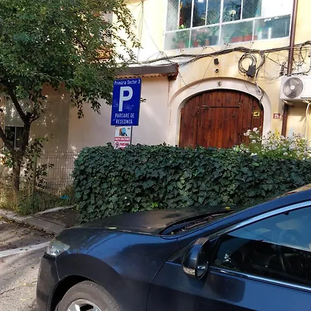 The Cozy Nest Retreat 布加勒斯特